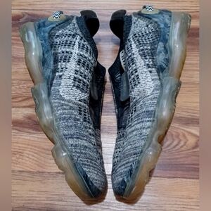 Nike Vapormax Flyknit, Grey, sz 9